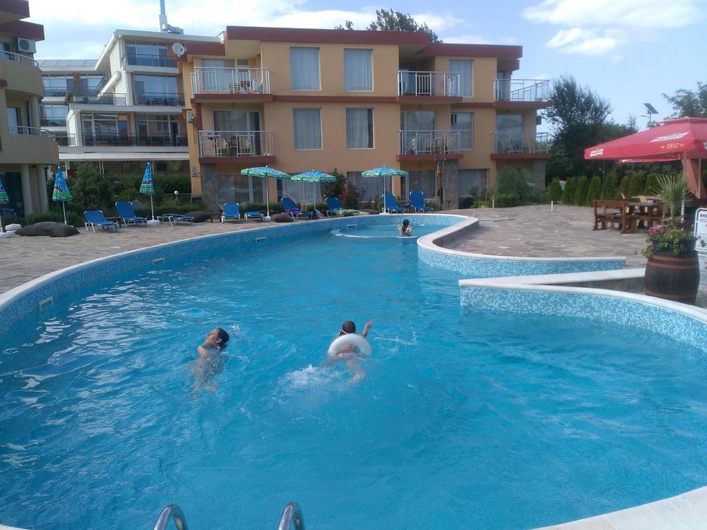Mappy Holidays Aparthotel Sozopol Exterior photo