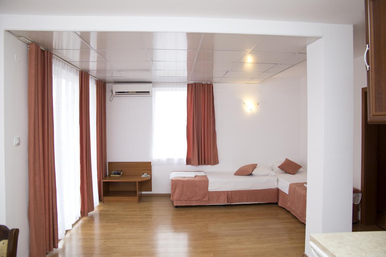 Mappy Holidays Aparthotel Sozopol Exterior photo