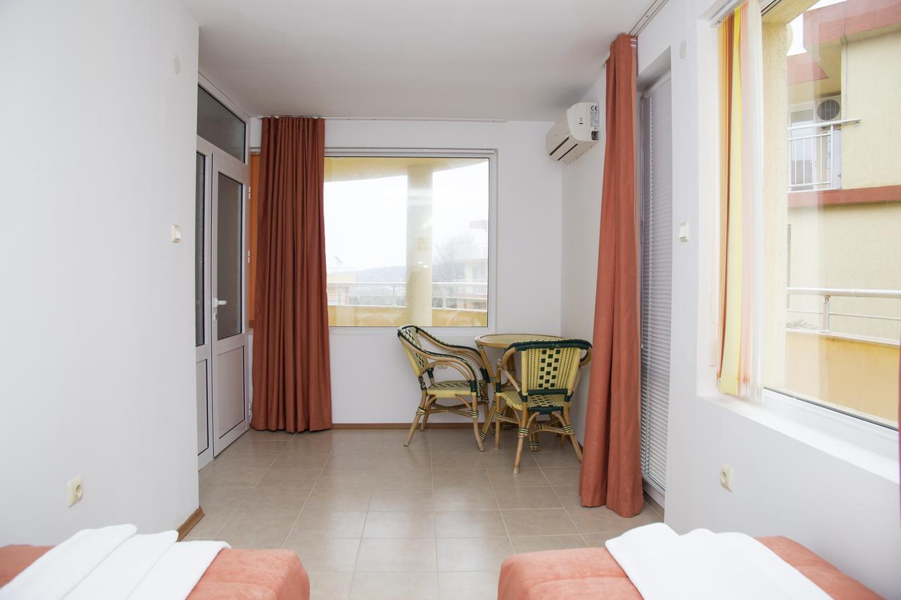 Mappy Holidays Aparthotel Sozopol Exterior photo