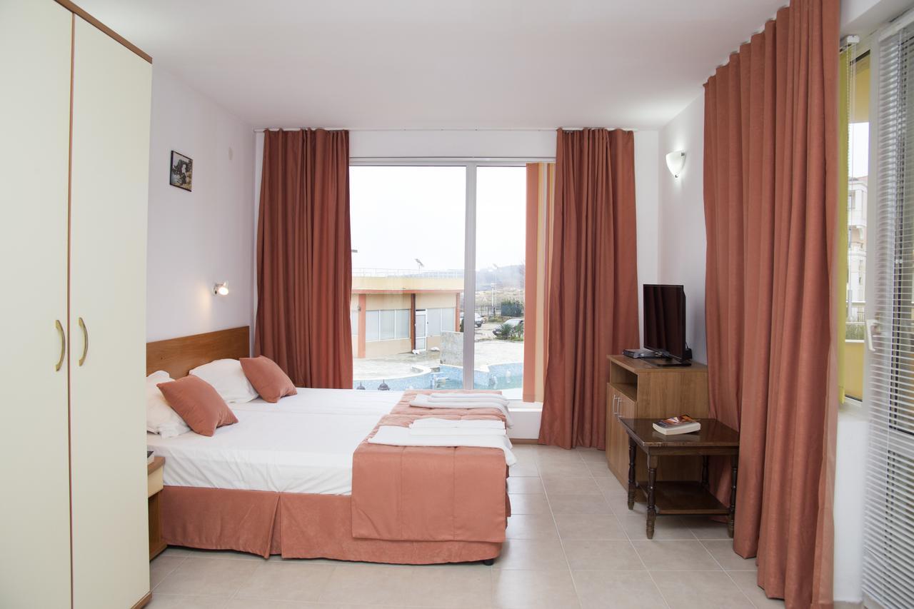Mappy Holidays Aparthotel Sozopol Exterior photo
