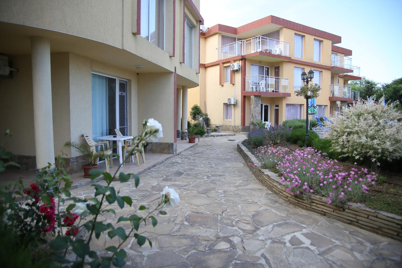 Mappy Holidays Aparthotel Sozopol Exterior photo