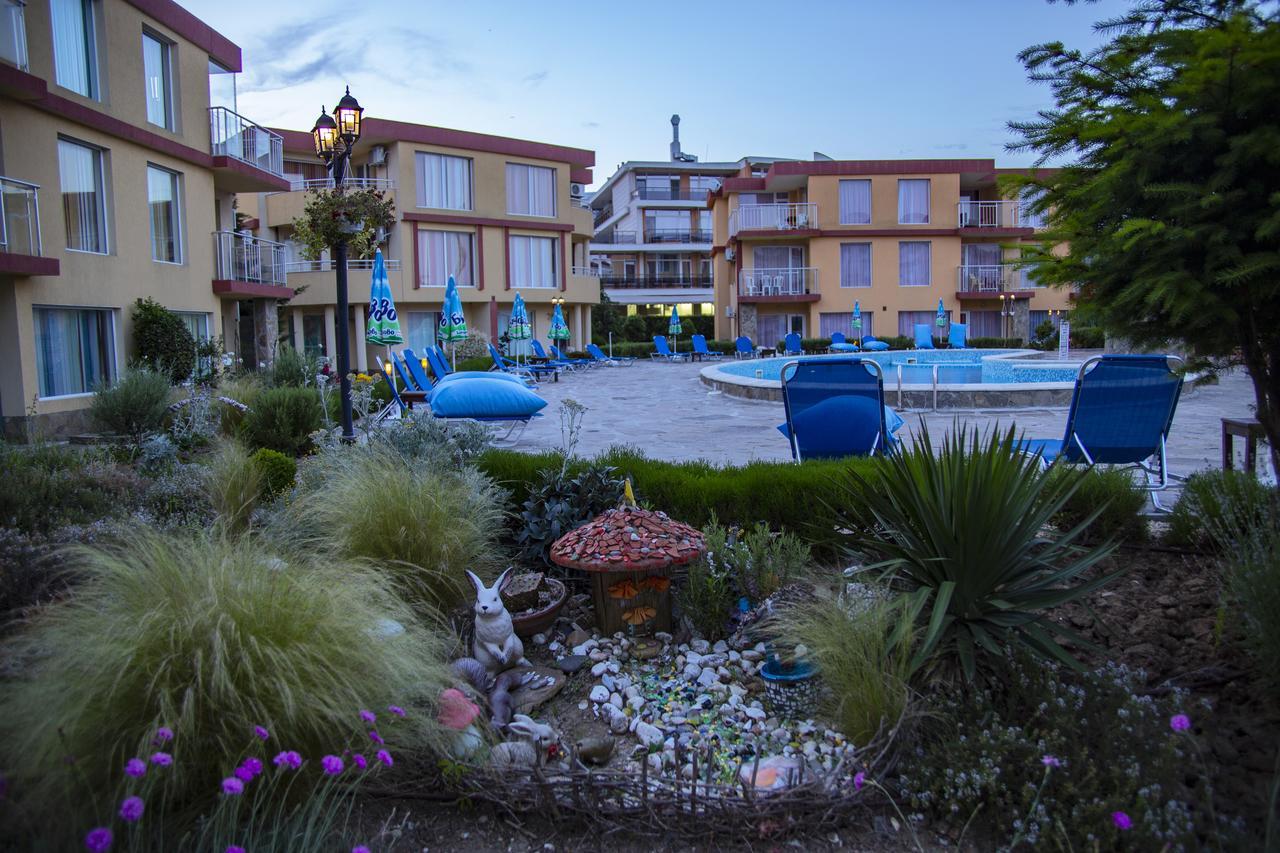 Mappy Holidays Aparthotel Sozopol Exterior photo